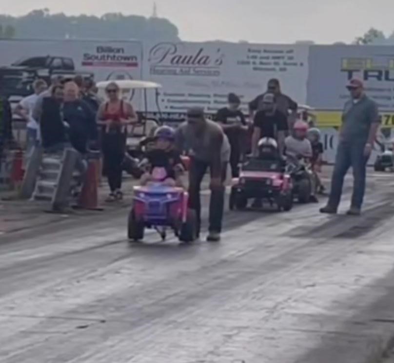 Kids power wheel race.